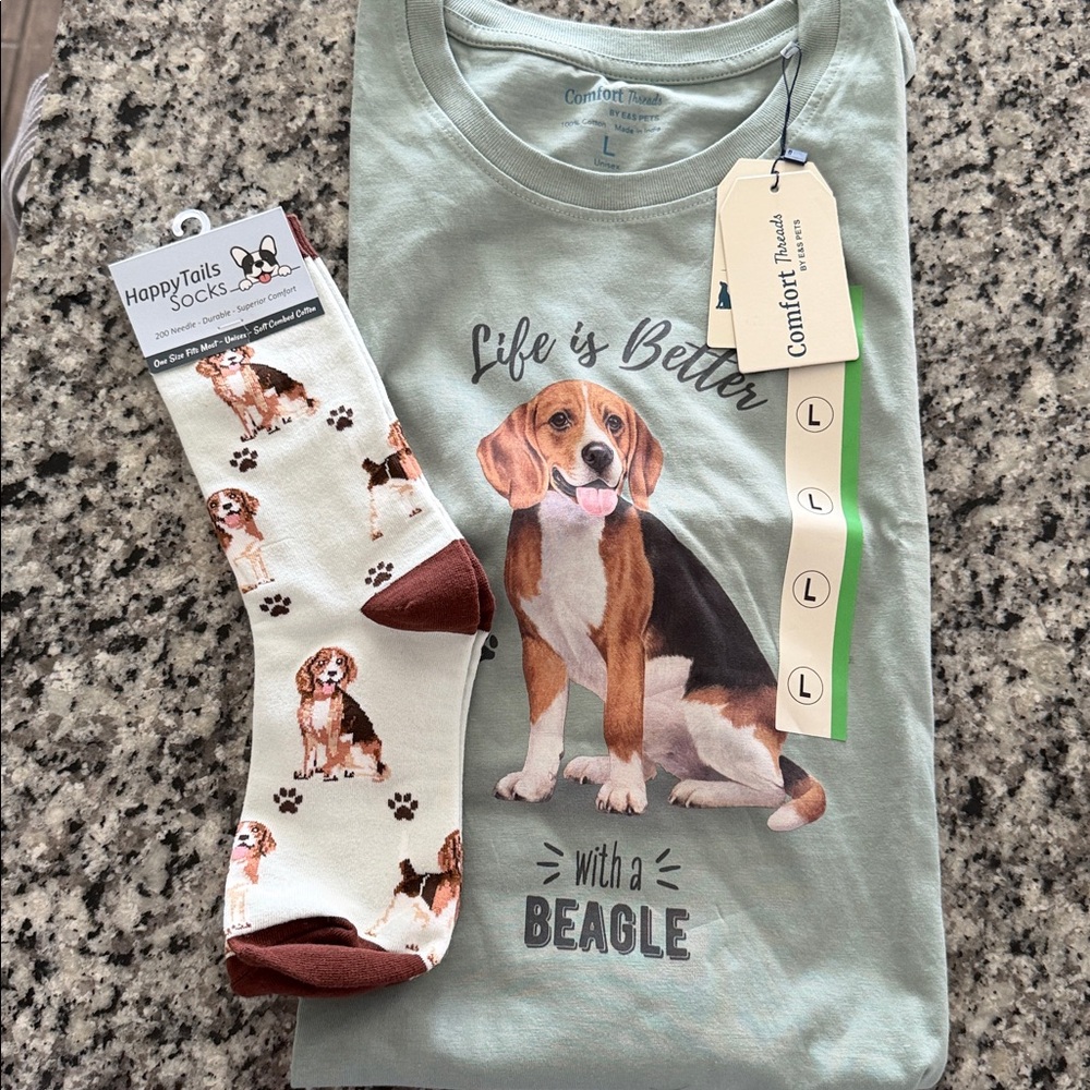 Beagle Happy Socks and a matching Comfort Threads Beagle shirt  NWT L